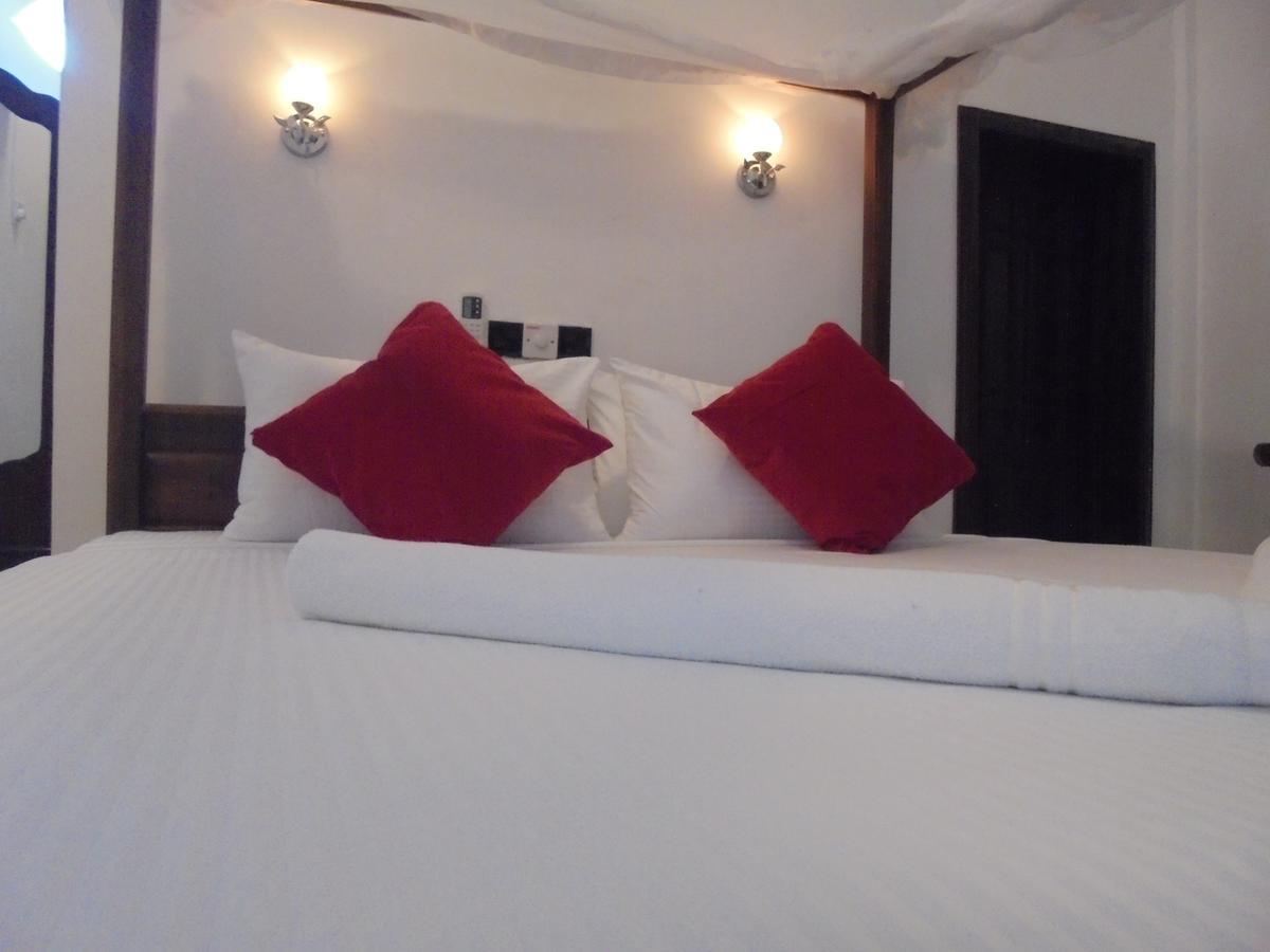 Surf Bay Resort Arugam Kudah Eksteriør bilde