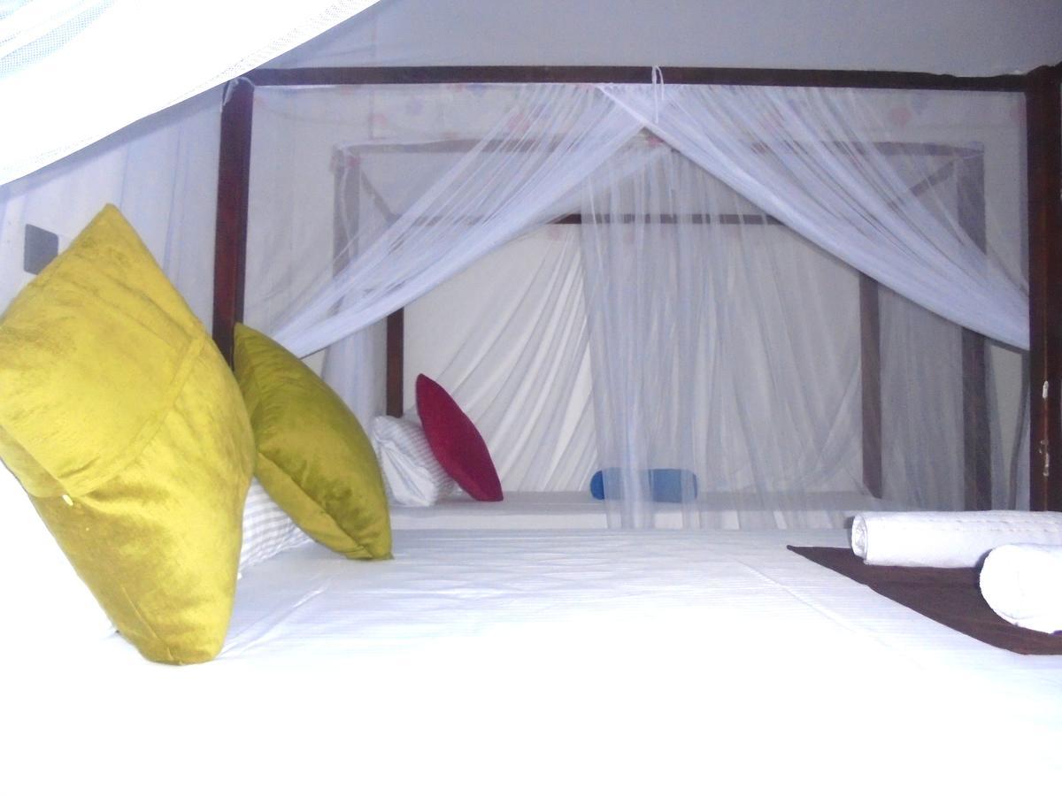 Surf Bay Resort Arugam Kudah Eksteriør bilde